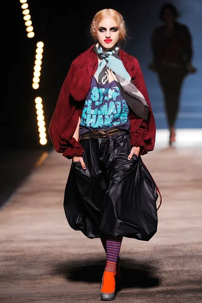 Look 6